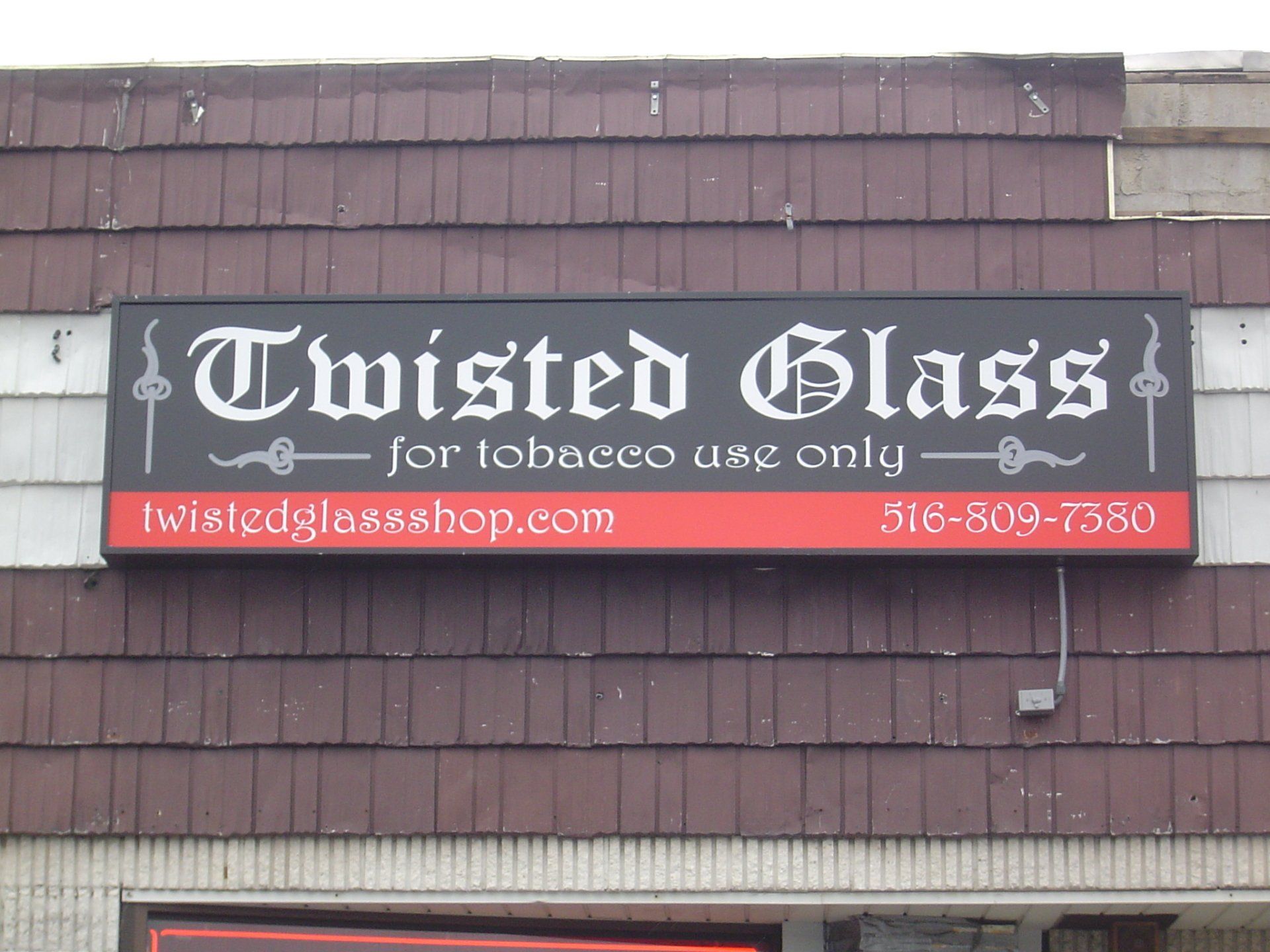 EYE CATCHER NEON & SIGN COMPANY