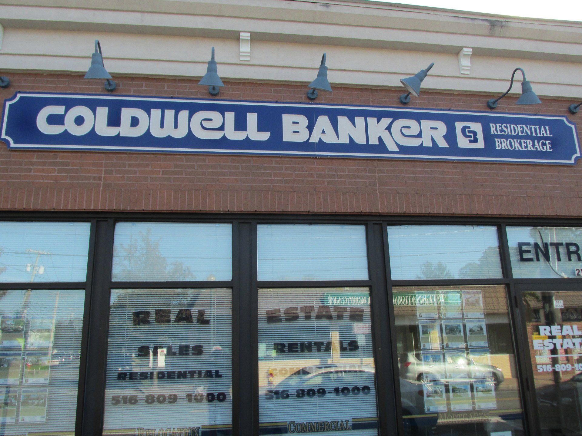 goldwell banker sign
