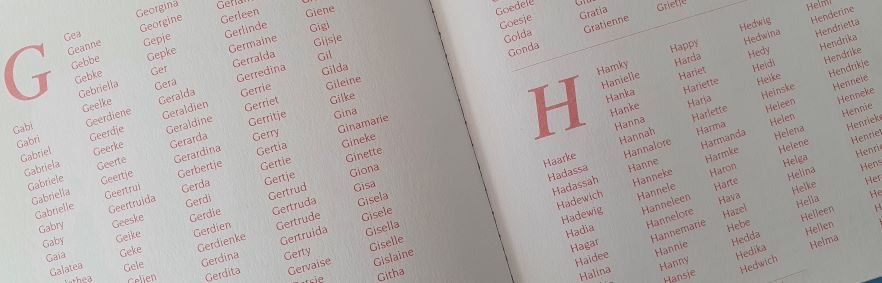 Pagina uit een babynamenboekje. Meisjesnamen met de letter G en H