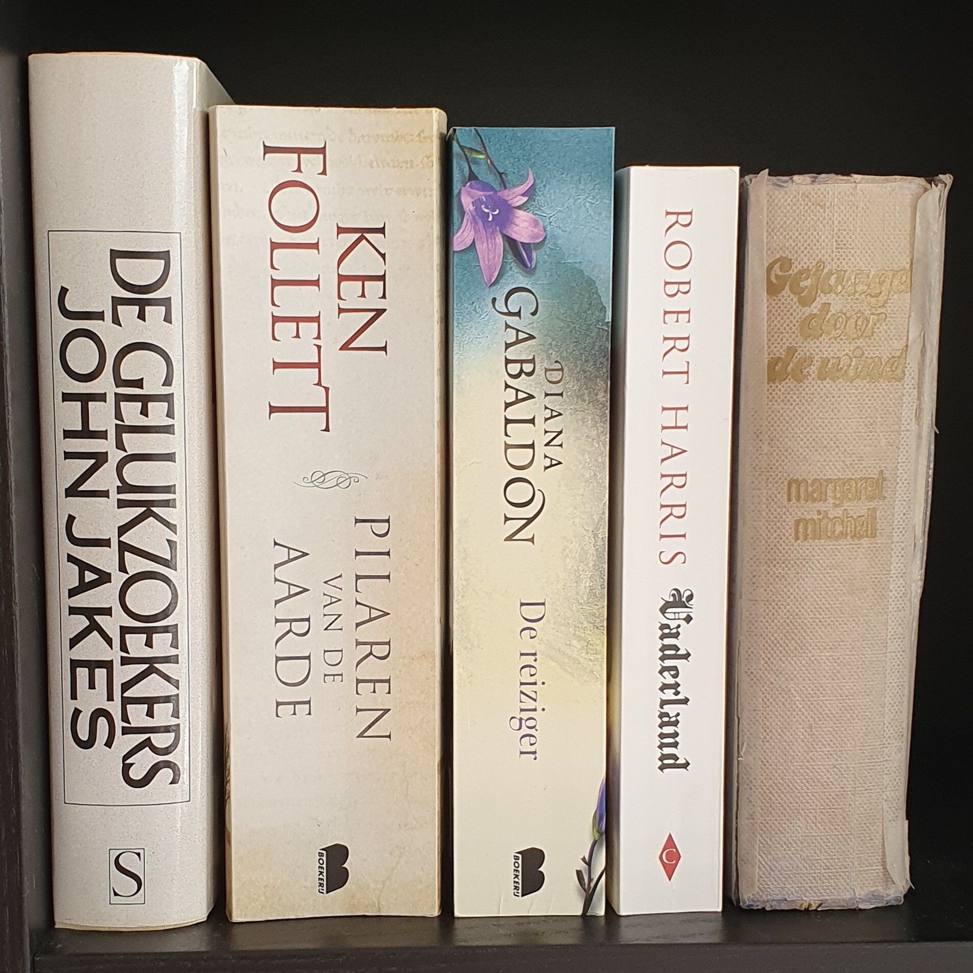 Boeken in boekenkast top 5 historische romans