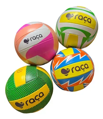 Uma bola de futebol com a palavra raça nela