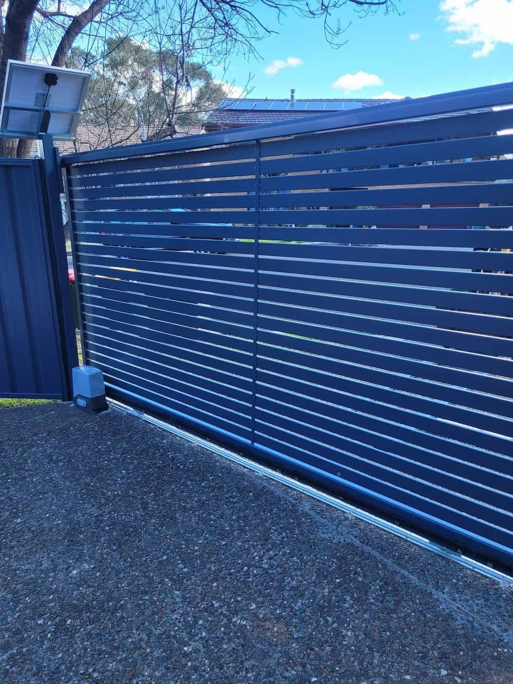 Who We Are | Anne & Ron Johnson Fencing