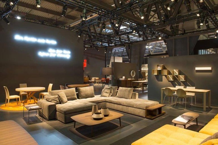 divano angolare con penisola