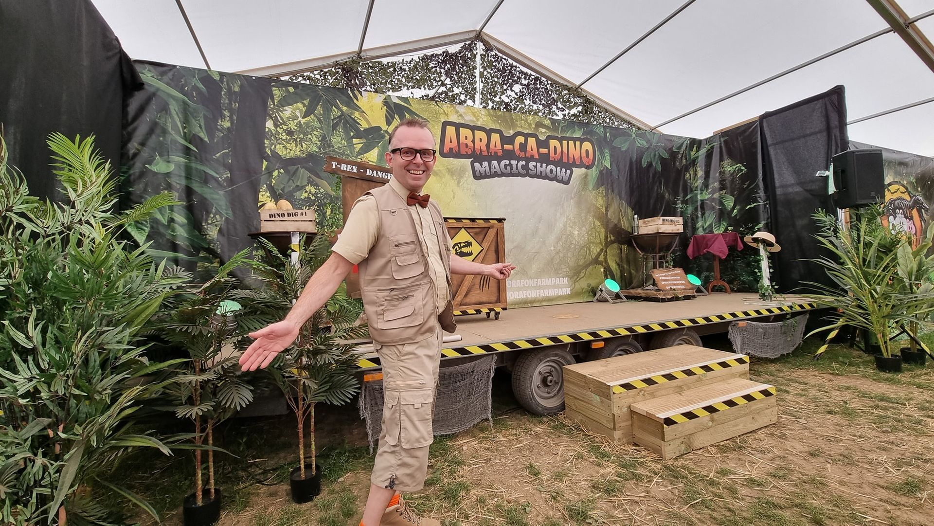 theme park shows north west