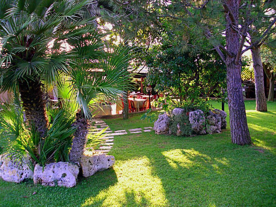 Ristorante con giardino