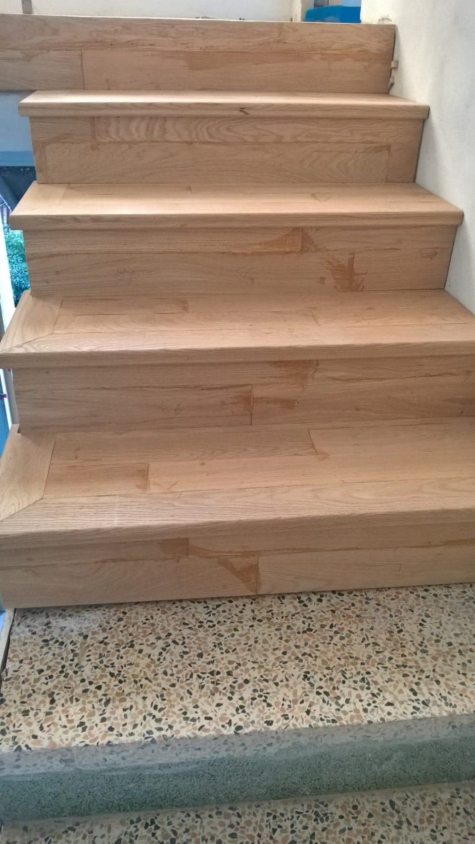 restauro scale in legno