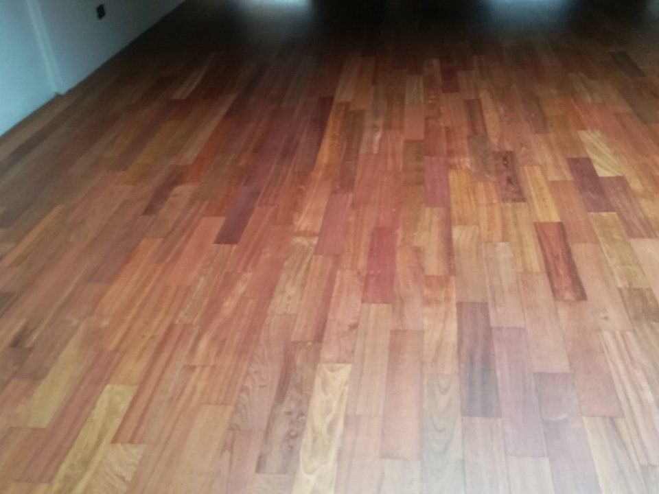 restauro pavimento antico in legno