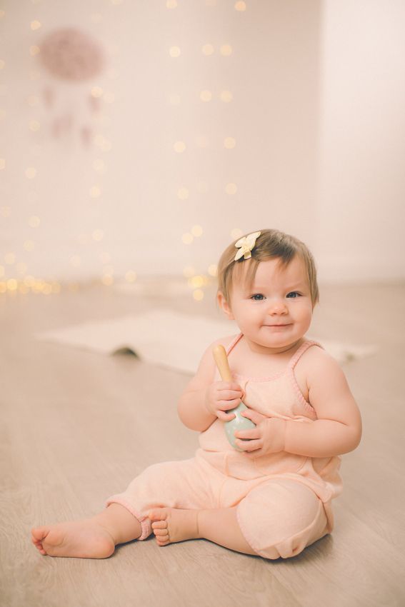 Servizio fotografico bebè con maracas