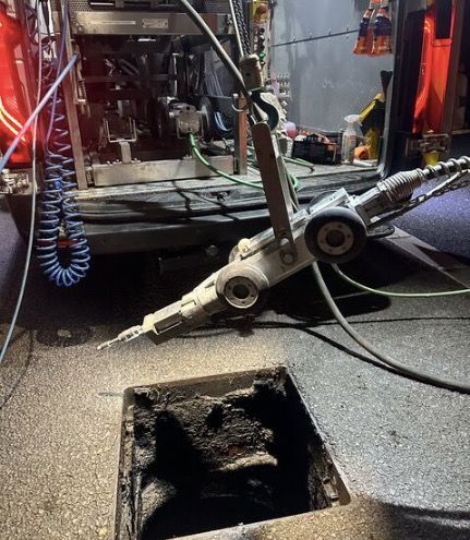 avoid drain excavation, 'No Dig' drain unblocking for concrete, roots and lateral cutting