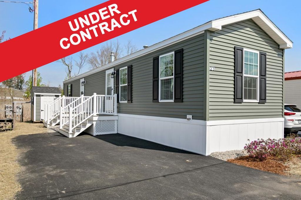 23 Brookwood Drive I Salem, NH