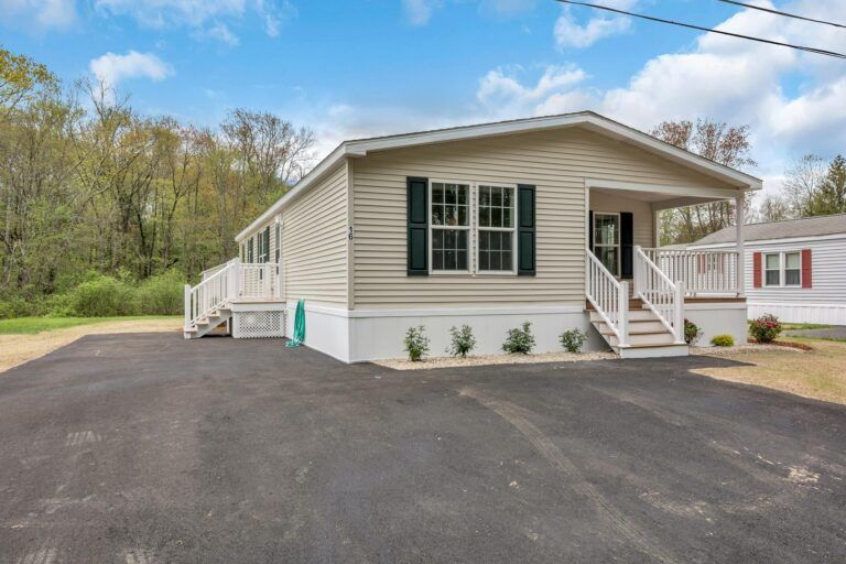 #42 Coles MH Village | Salem, NH