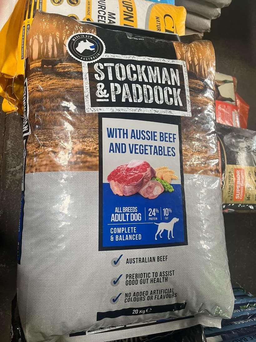 A Bag Of Stockman & Paddock Dog Food With Aussie Beef And Vegetables — SF Produce In Paget, QLD