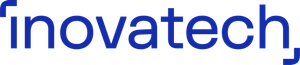 Wortmarke „Innovatech“ in Blau, mit einer blauen öffnenden Klammer am Anfang und einem blauen Komma am Ende.