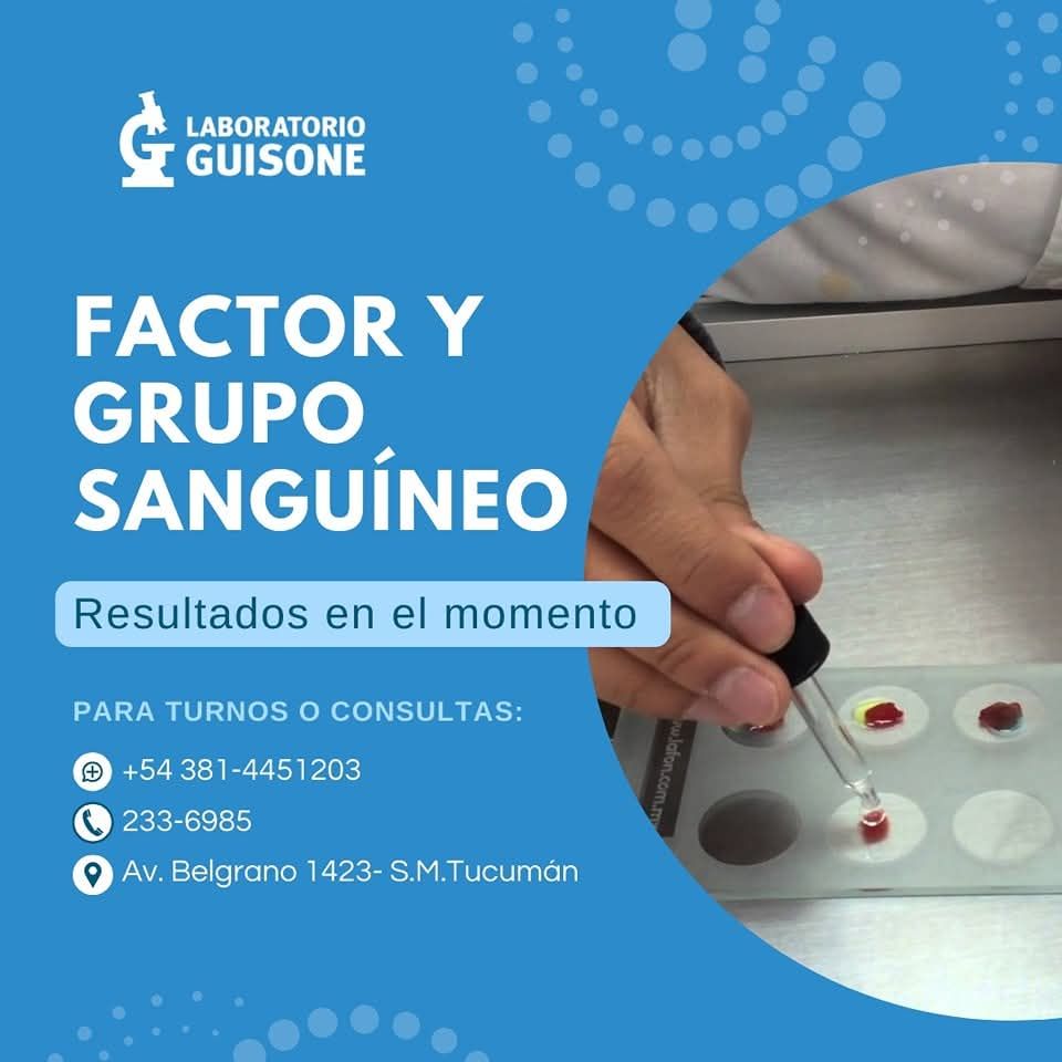 Anuncio de una prueba de grupo sanguíneo. Una mano aplica sangre a una tarjeta de prueba.