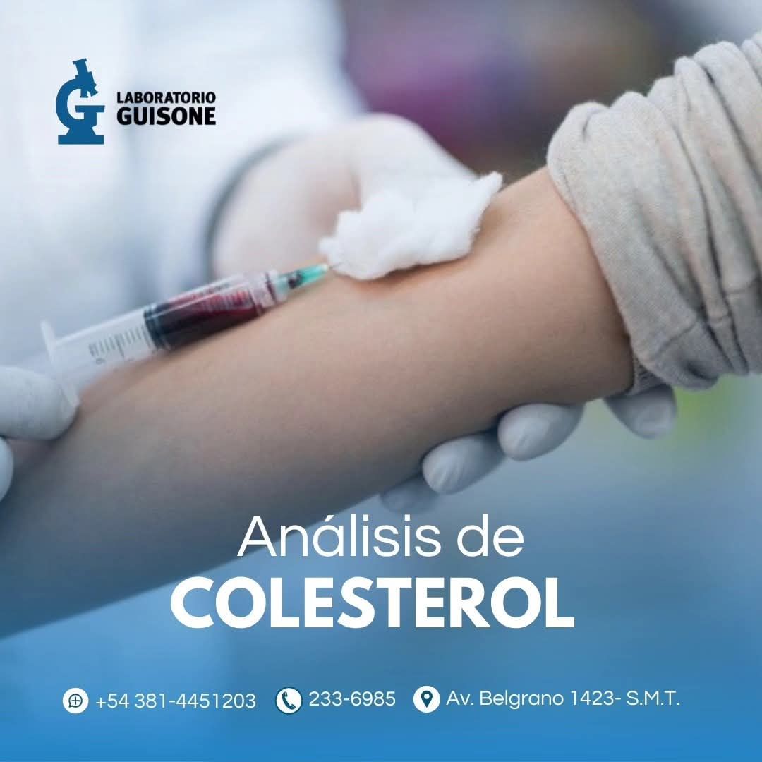 Se toma una muestra de sangre para un análisis de colesterol.