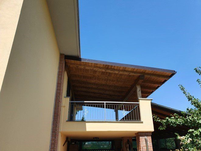 strutture tetti in legno e tegole
