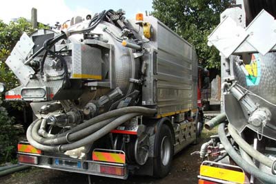Camion per la disostruzione di fognature