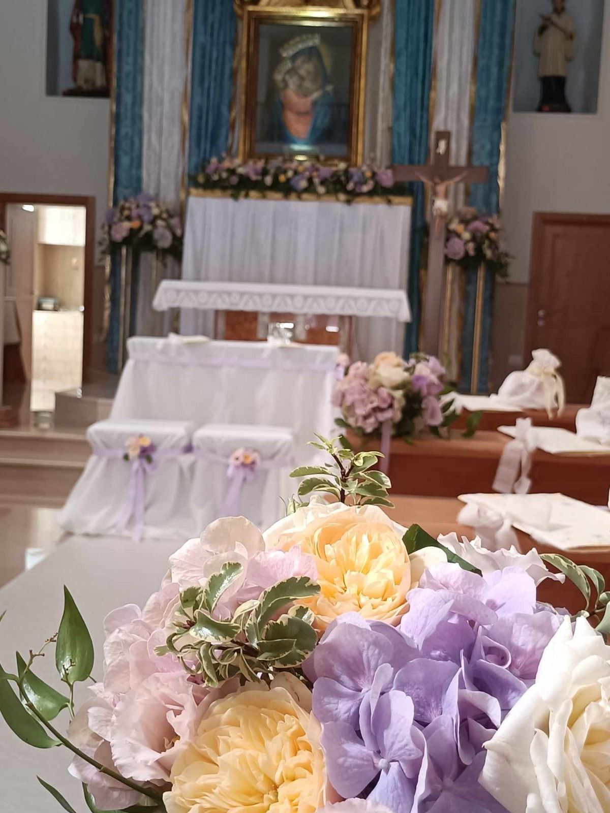 allestimento interno chiesa