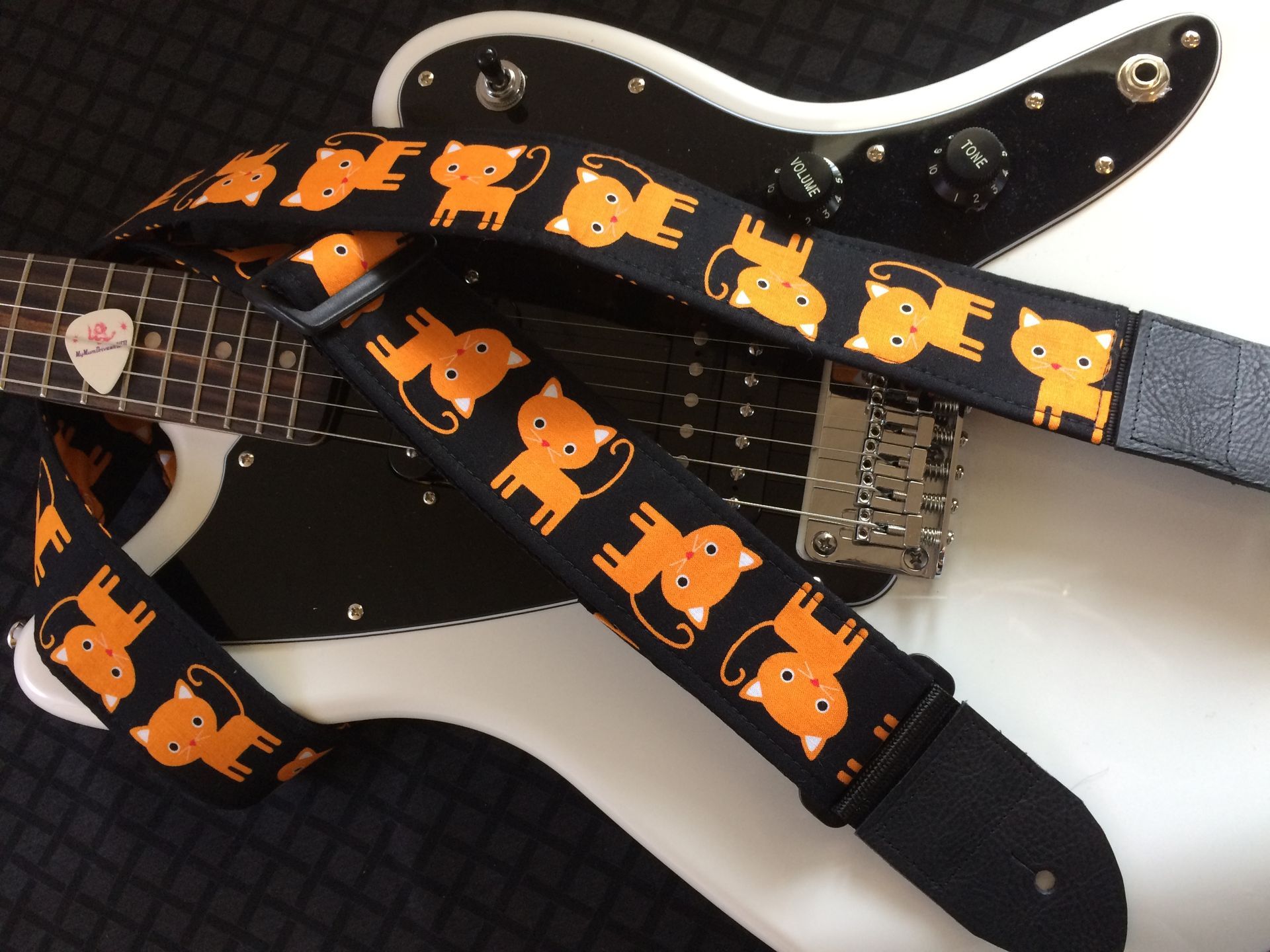 Pumpkin paws cat guitar strap