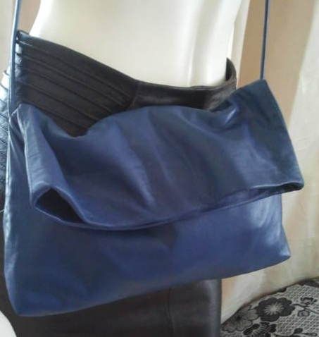 Blauw leren schoudertasje