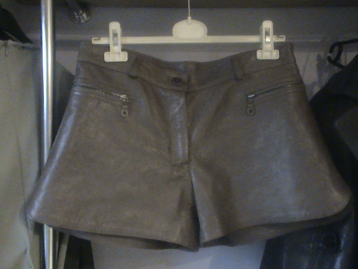 Beige leren short