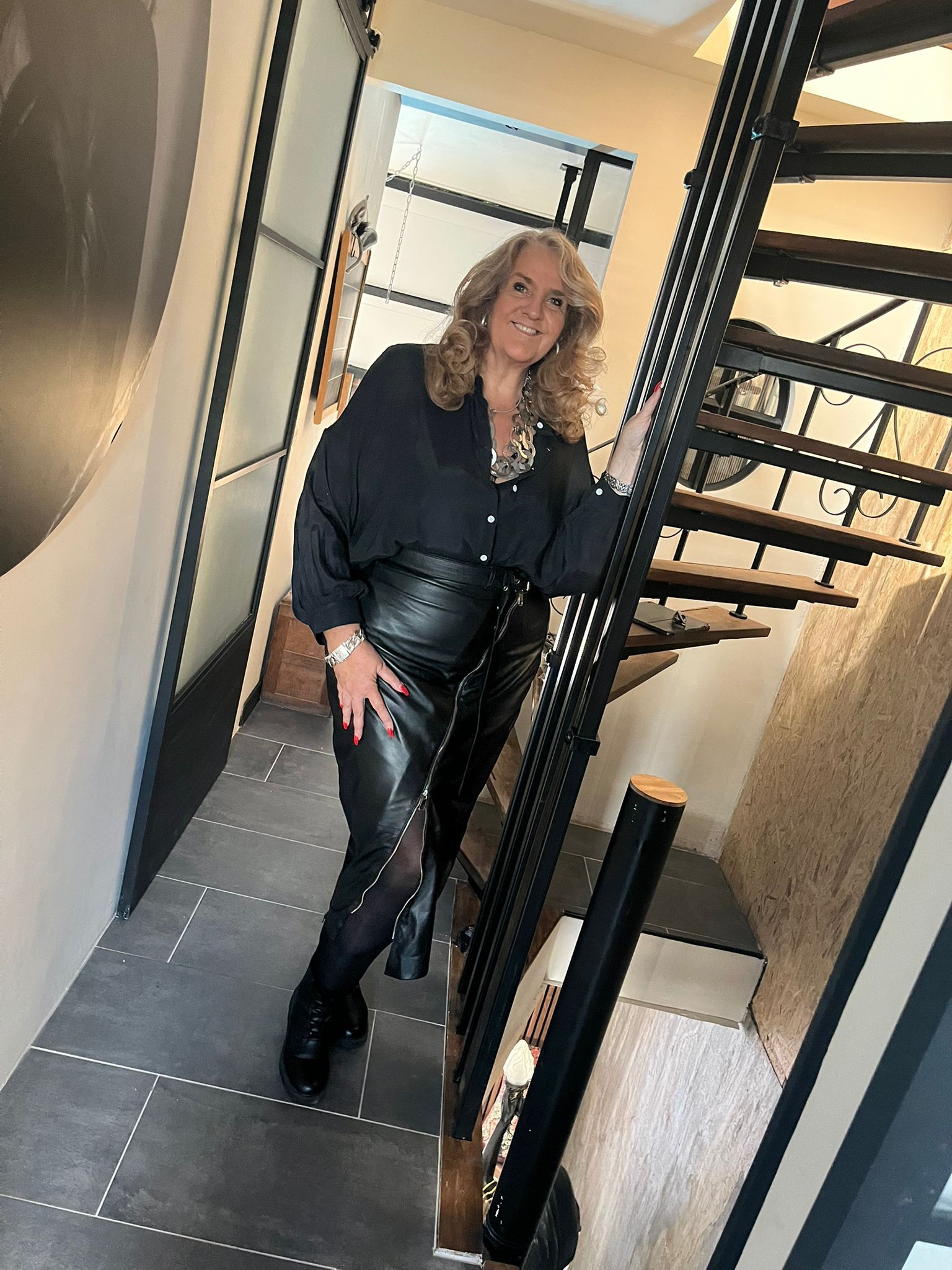 Grote maat leren  bikersrok