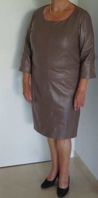 Leren jurk taupe
