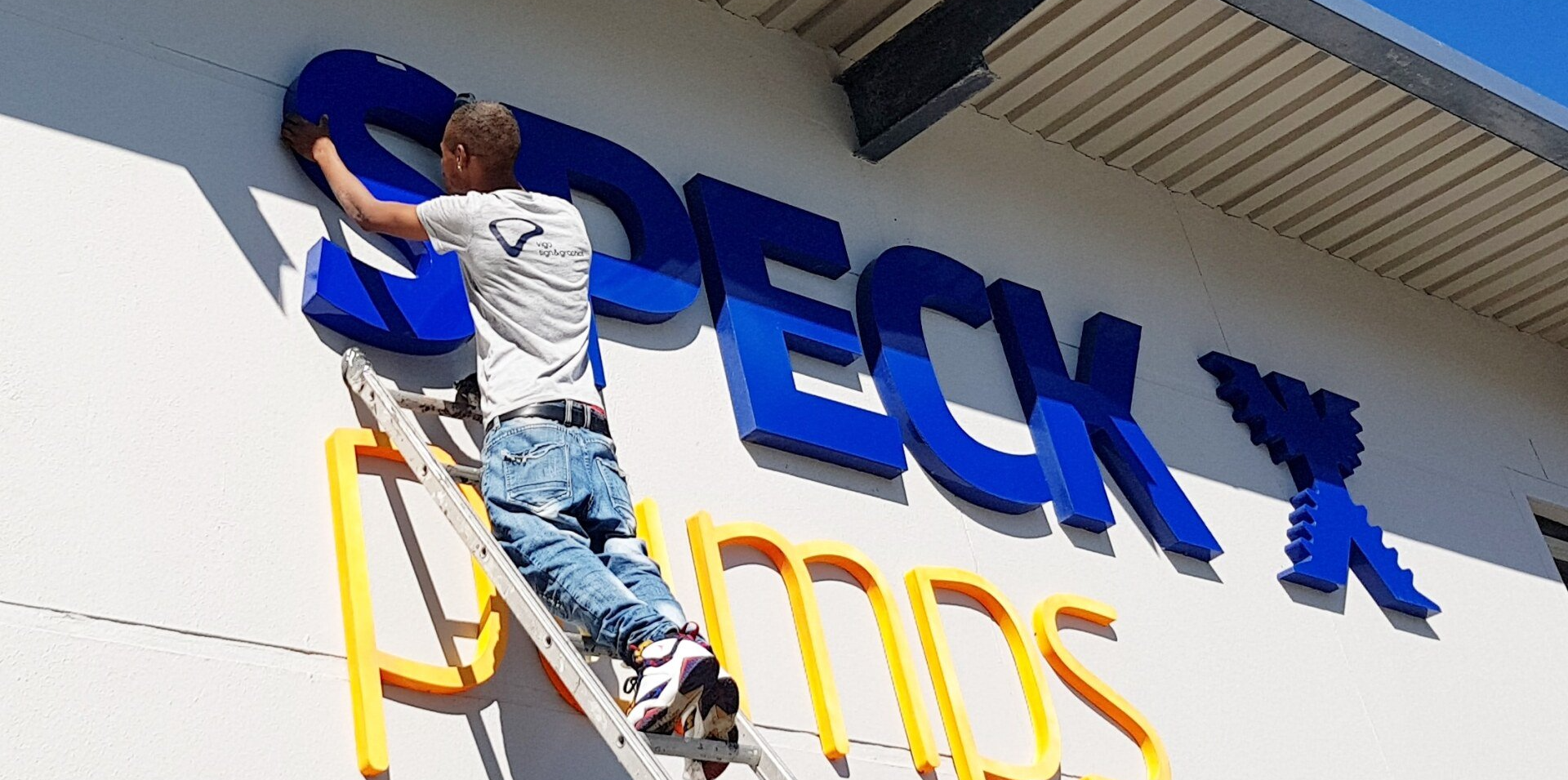 Spec X Outdoor Signange by Vigo Signs in Cape Town 