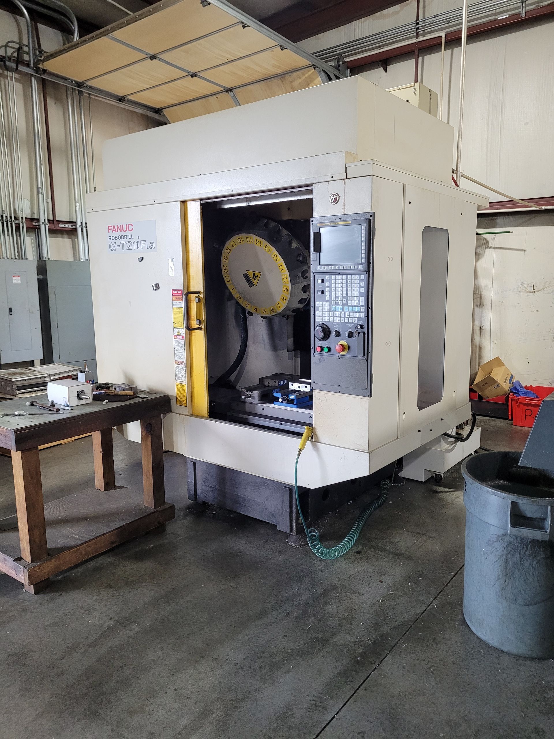 Fanuc Robodrill T21iFLa
CNC Mill, 24k Spindle RPM