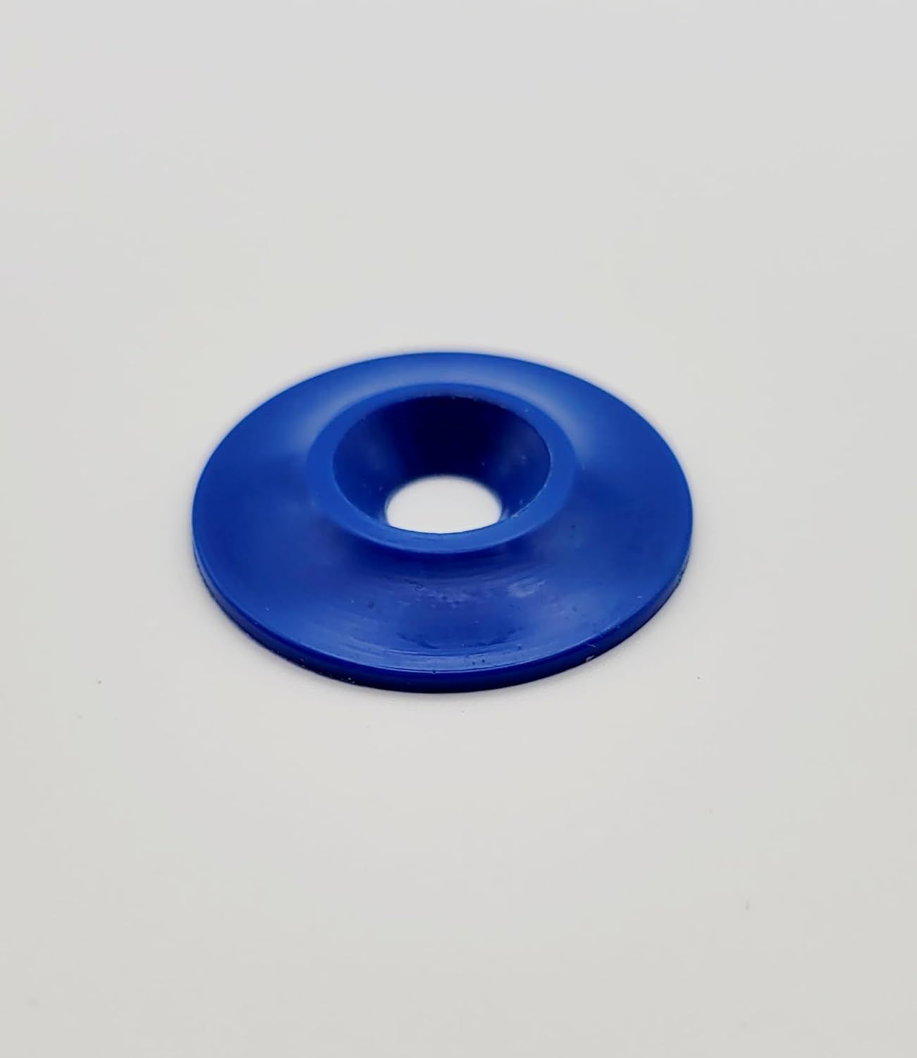 Countersunk bolt washer blue