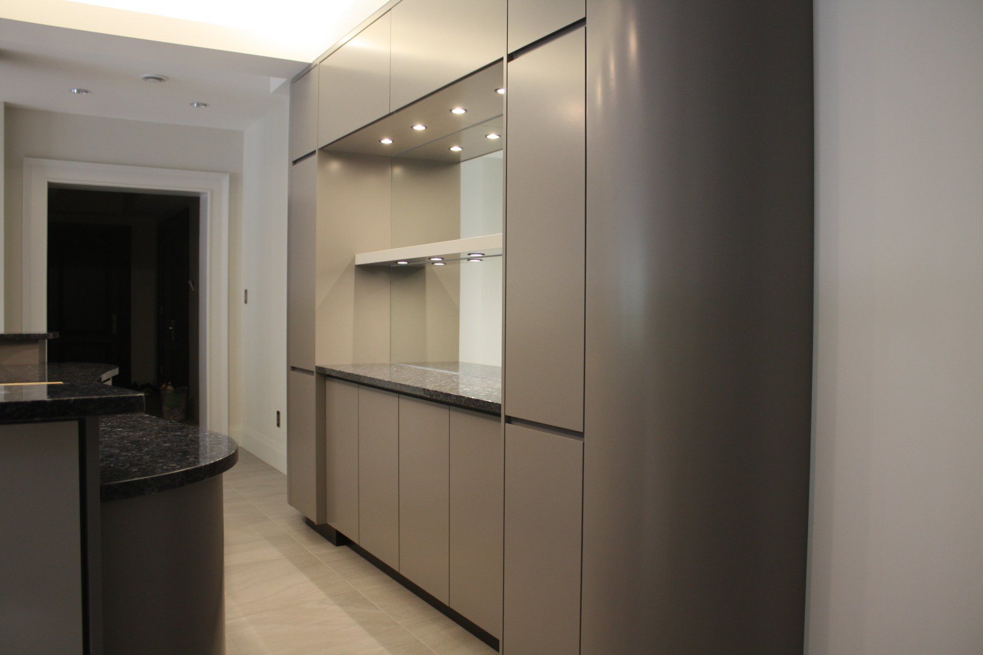 ROONEY CONTEMPORARY KITCHEN: BY YOURSTYLE KITCHENS