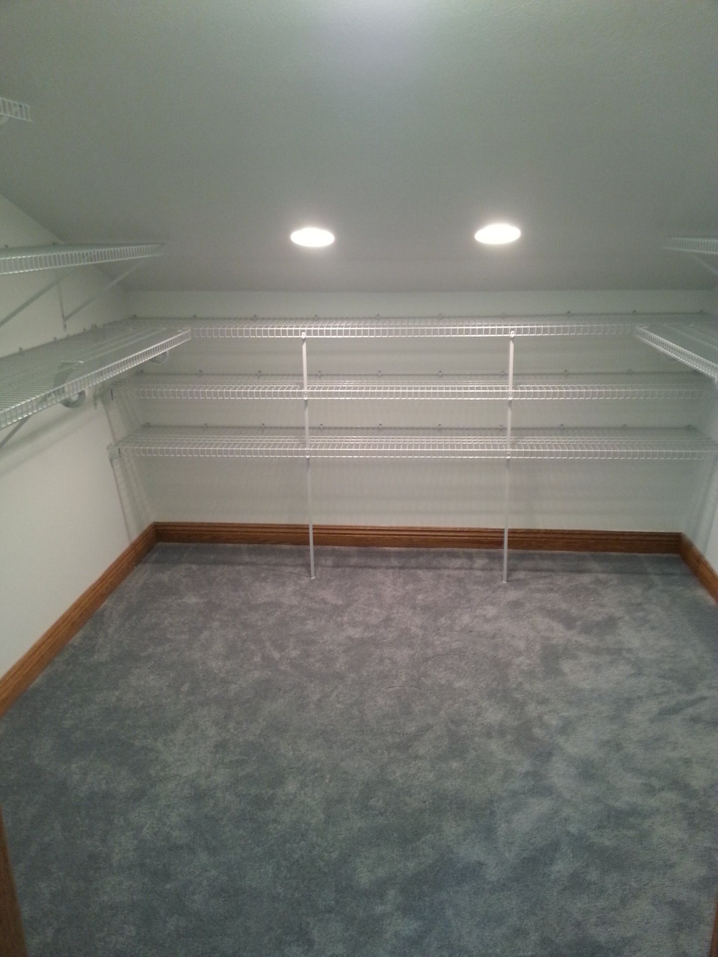 Stainless rack — Closets & Closet Accessories in Erie, PA