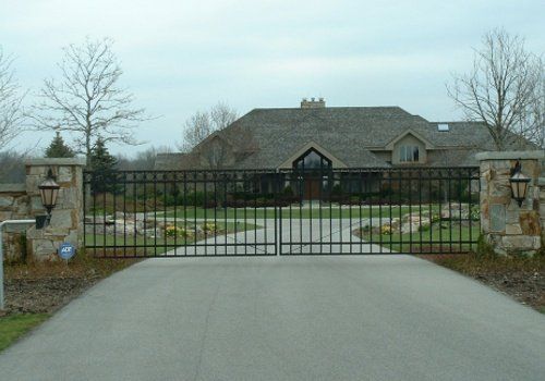 Driveway Iron Gate — Fort Wayne, IN — Arrow Fence