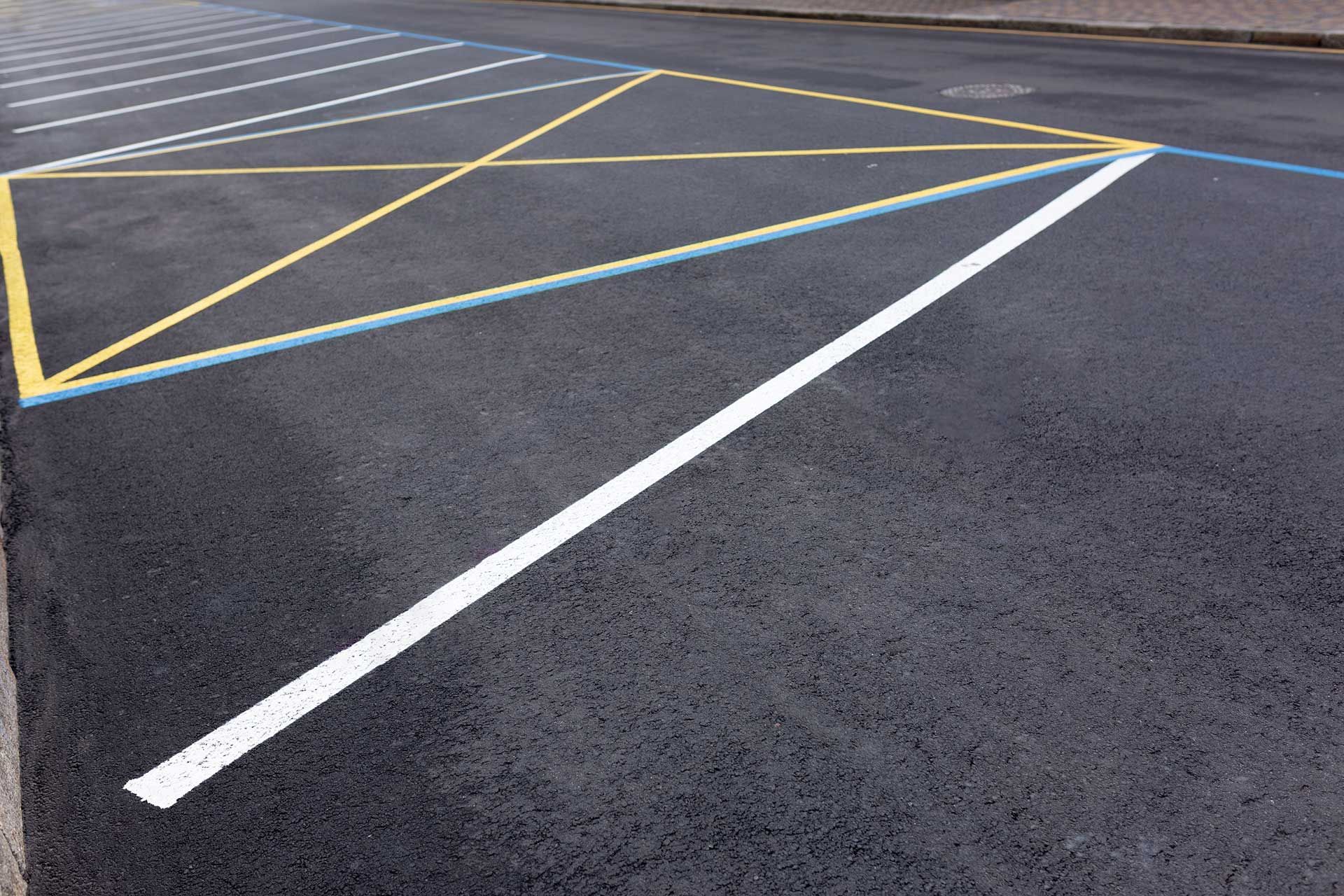 Parking lines on the road markings
