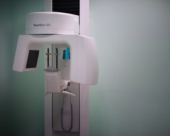 Diagnostica con Tomografia Computerizzata a Fascio Conico per esami accurati con bassa esposizione ai raggi X