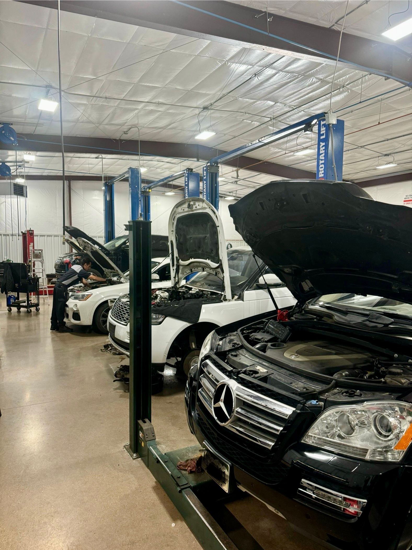 Inside the auto repair shop | PPR Automotive