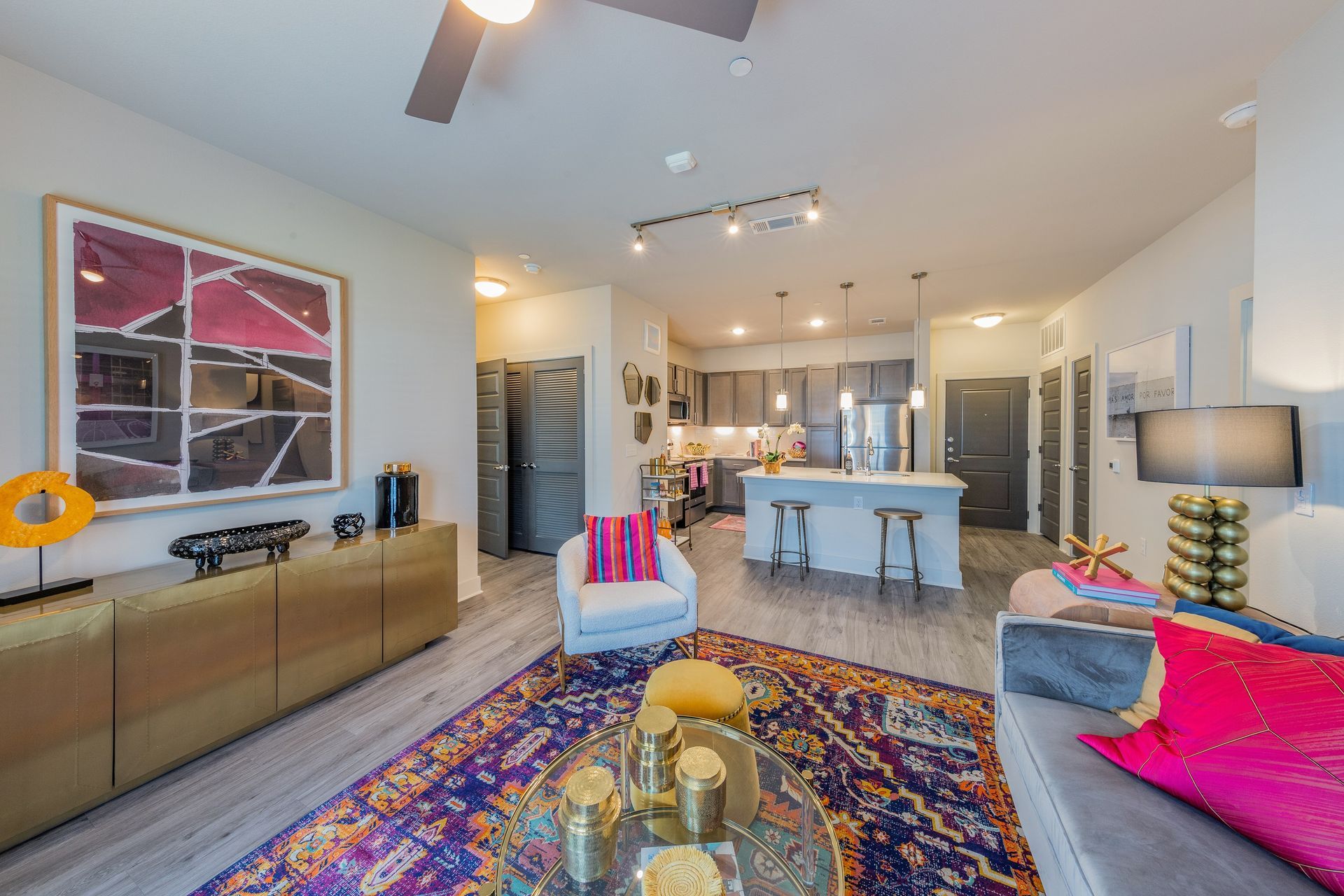 Living room and kitchen at Palmetto Pointe in San Antonio, TX.