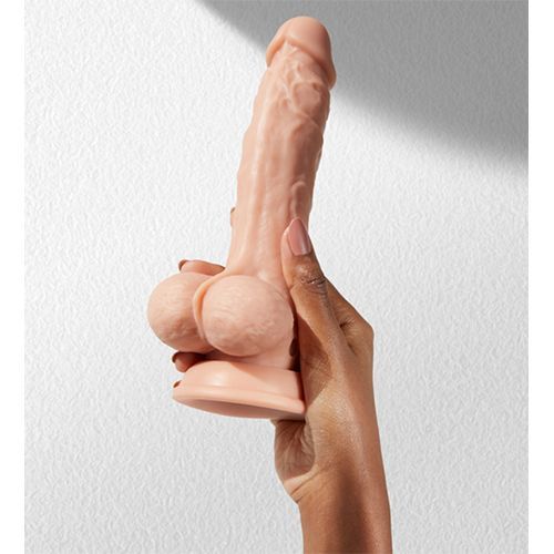 דילדו תנודות עם ביצים