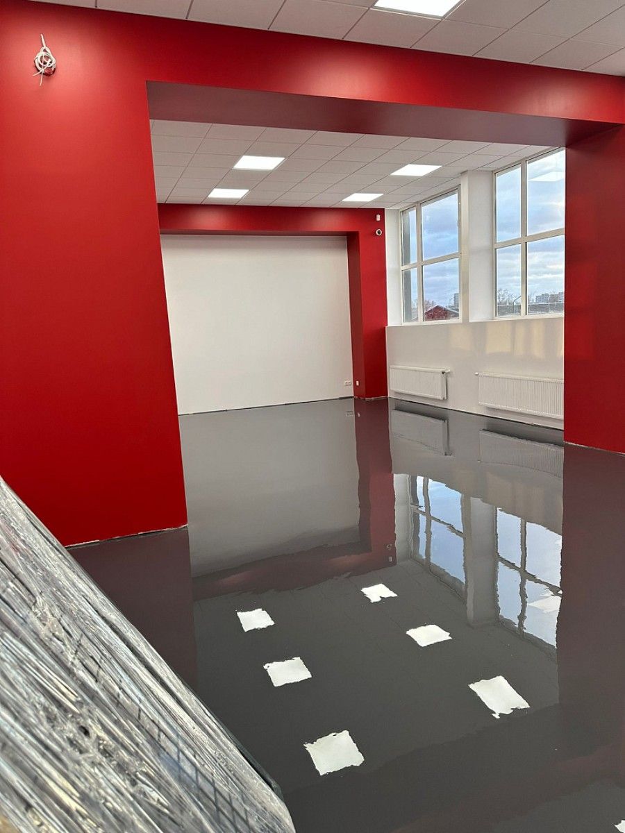 ietonēts epoksīda maisījums grīdām