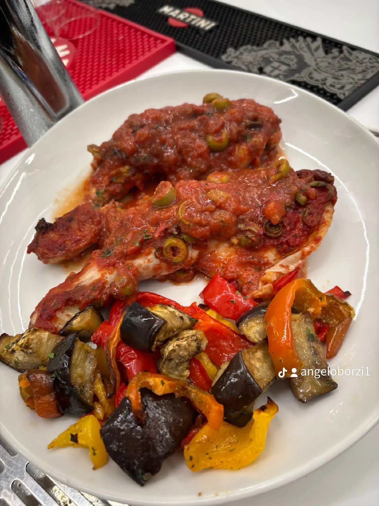 pesce al sugo con verdure