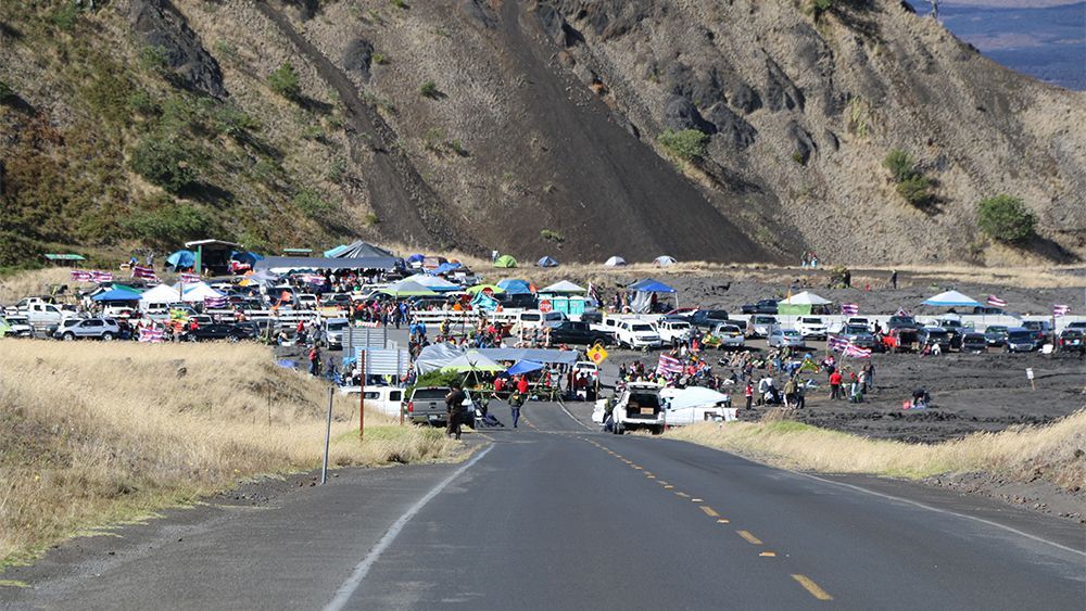 Mauna Kea Access Road Blockage