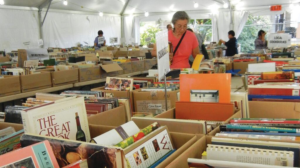 McKinley Booksale 01