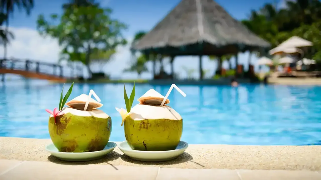 Pland a 7-day Hawaiian island hopping vacation with This Week Hawaii as your guide.