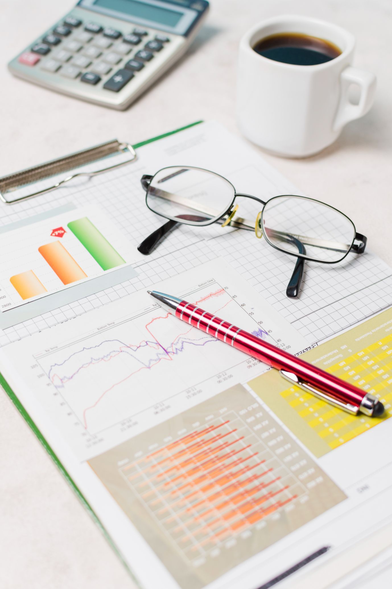 Pen And Graphs  — Financial Advisor In Dubbo