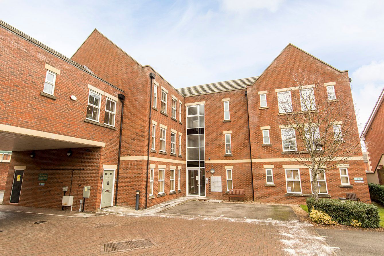 Investor Flat for Sale in Harborough LE16
