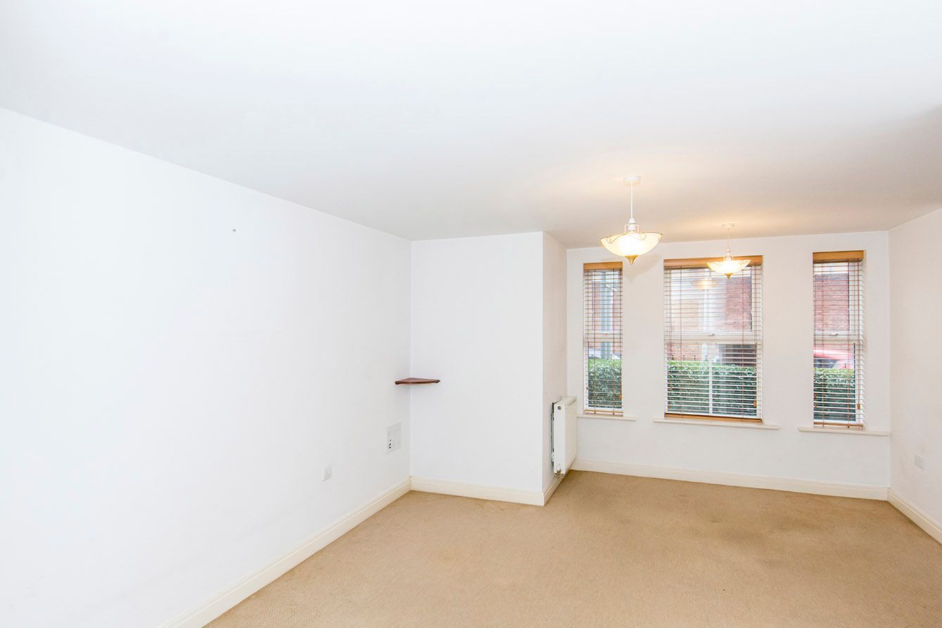 2 bedroom Flat for Sale in Market Harborough LE16