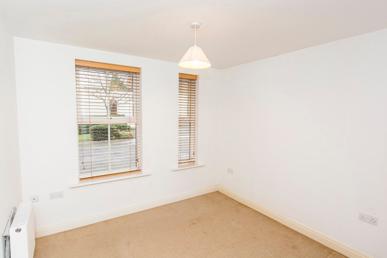 Flat for sale in Market Harborough LE16