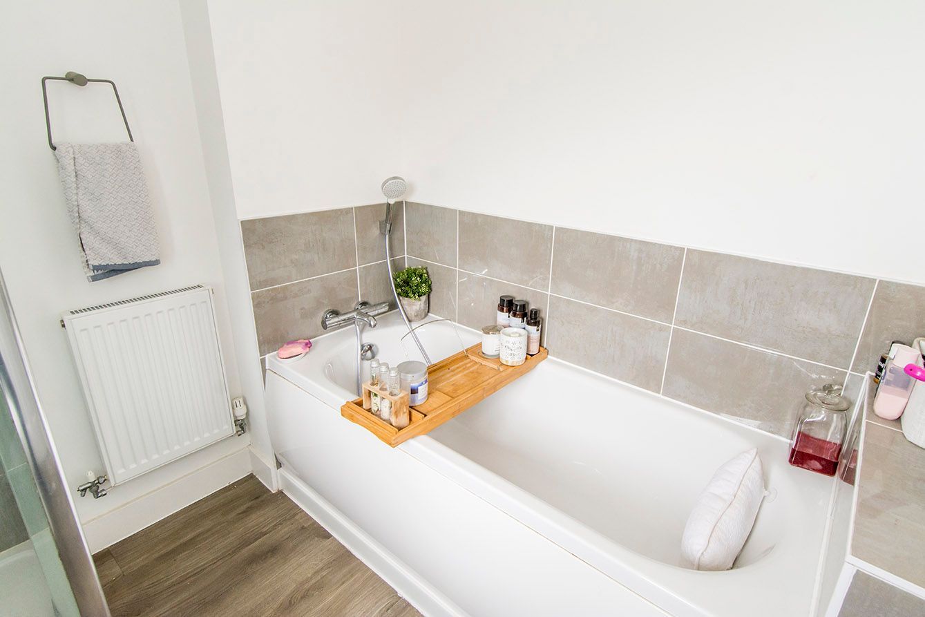 Best Estate Agent in Wellington Place Market Harborough LE16