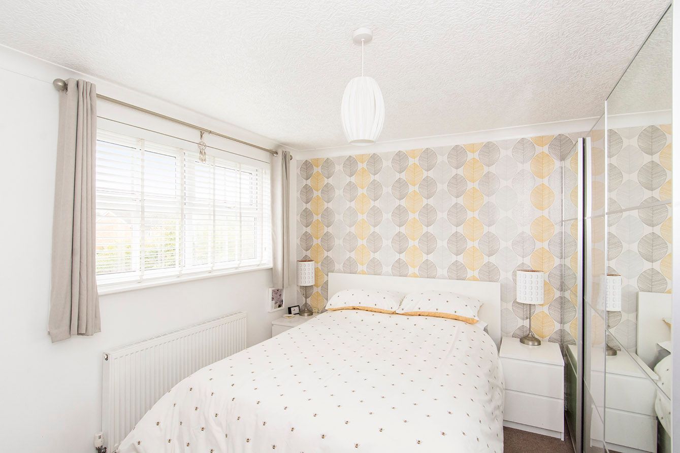 Estate Agents in Harborough For Sale Cromwell Crescent LE16