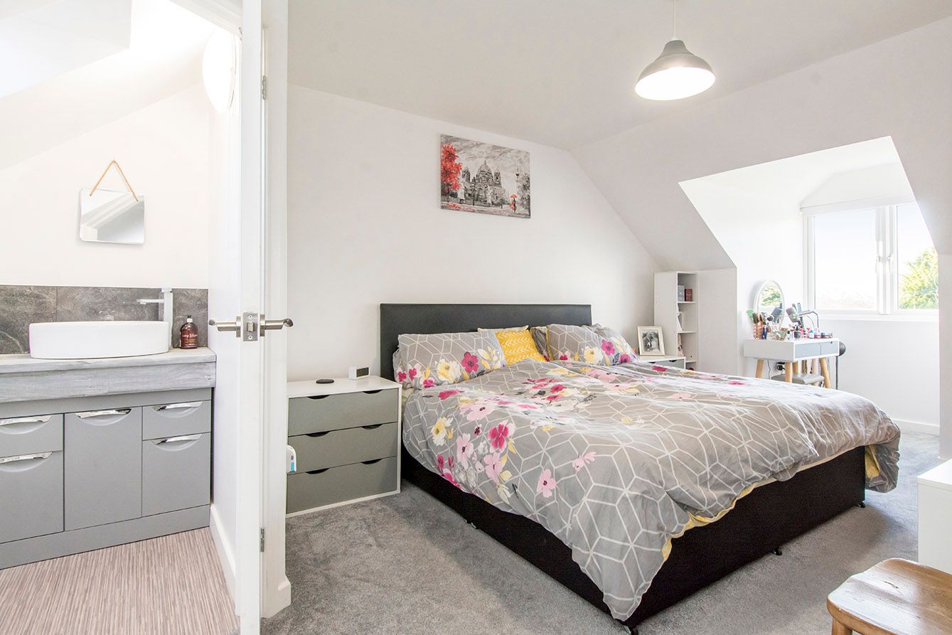 Husbands Bosworth LE17 Estate Agent